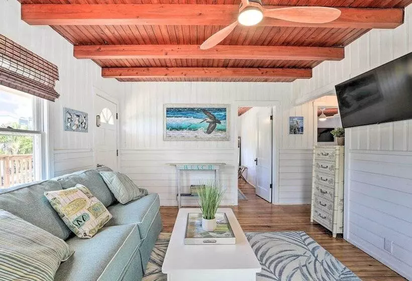 Siesta Key Village Home < Half Mi To Beach!