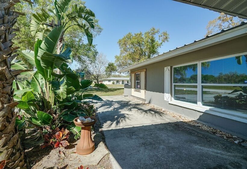 Spacious Arcadia Escape Near Public Boat Ramp