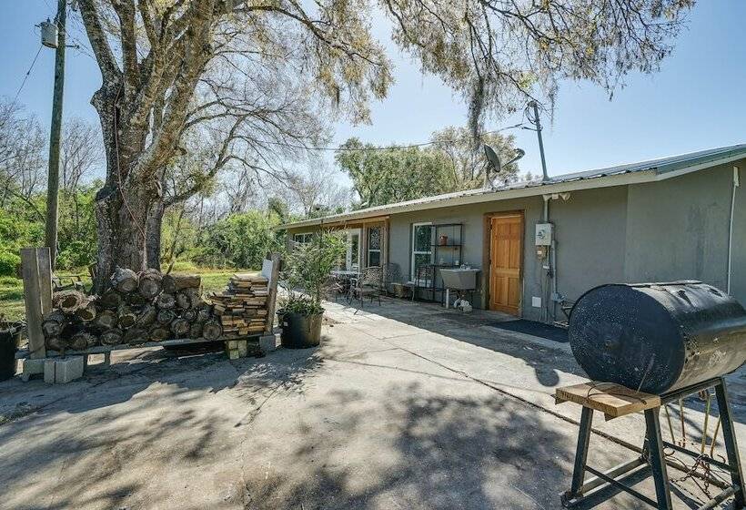 Spacious Arcadia Escape Near Public Boat Ramp