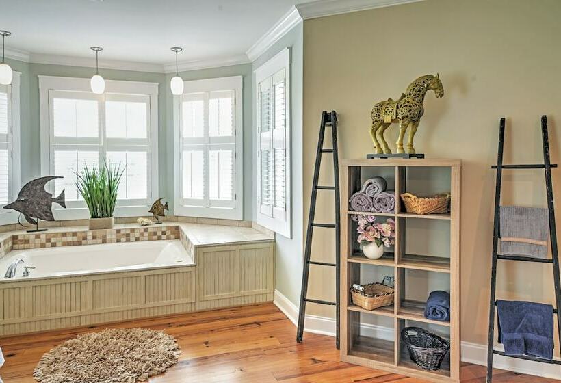 Spacious Lakefront Retreat W/ Fishing Dock & Deck!