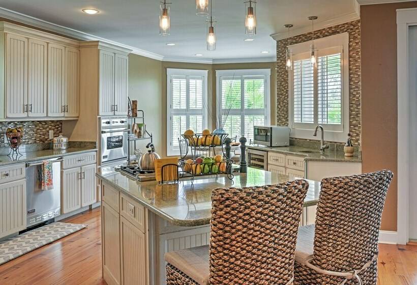 Spacious Lakefront Retreat W/ Fishing Dock & Deck!