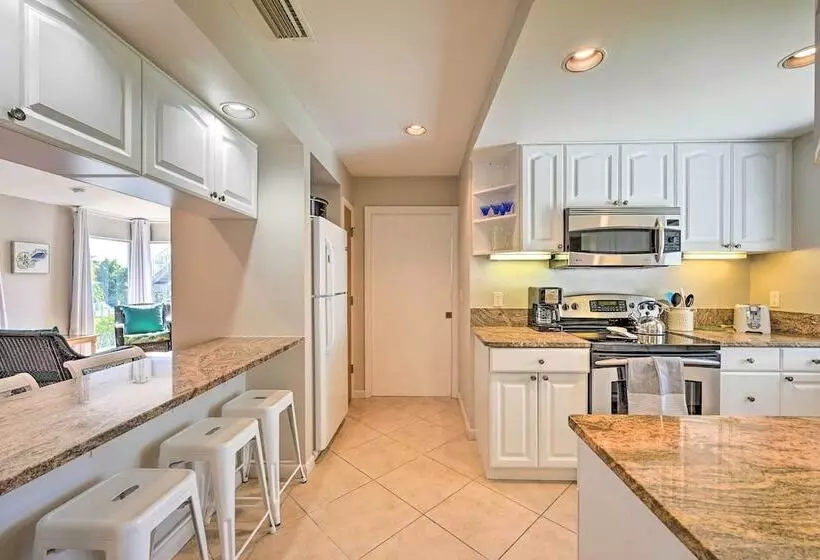 Sunny Marco Island Gem W/ Shared Pool & Dock!