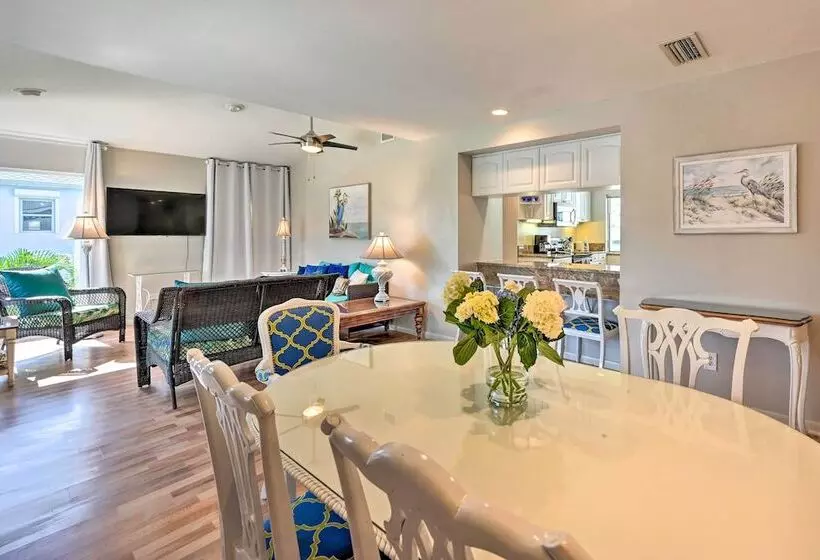 Sunny Marco Island Gem W/ Shared Pool & Dock!