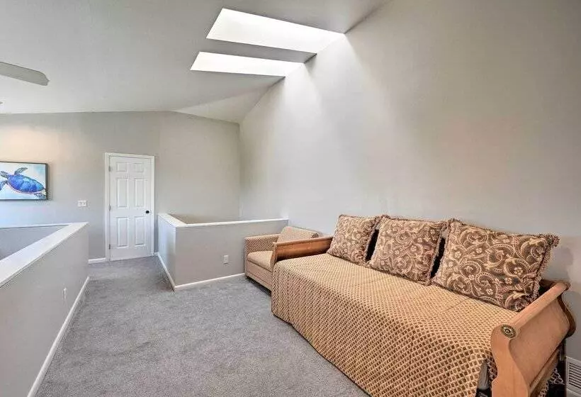 Sunny Marco Island Gem W/ Shared Pool & Dock!