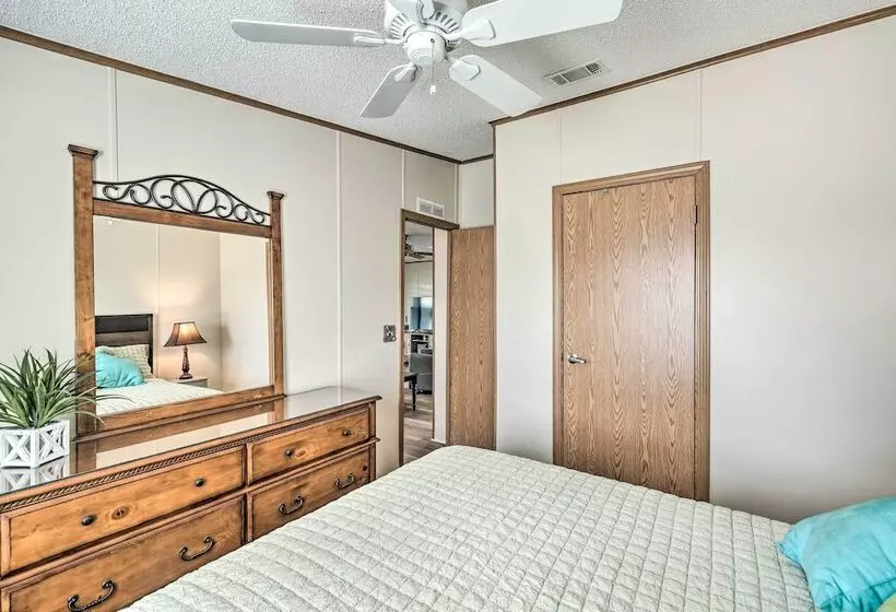 Sunny Waterfront Welaka Home W/ Private Dock!