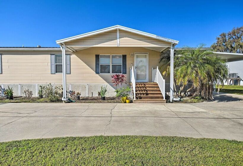 Sunny Waterfront Welaka Home W/ Private Dock!