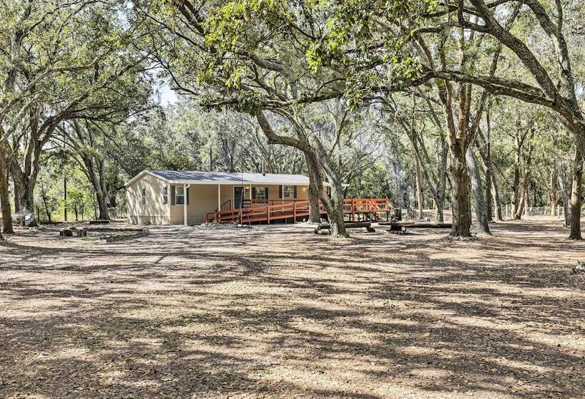 Valrico Retreat W/ Fire Pit ~ 18 Mi To Tampa!