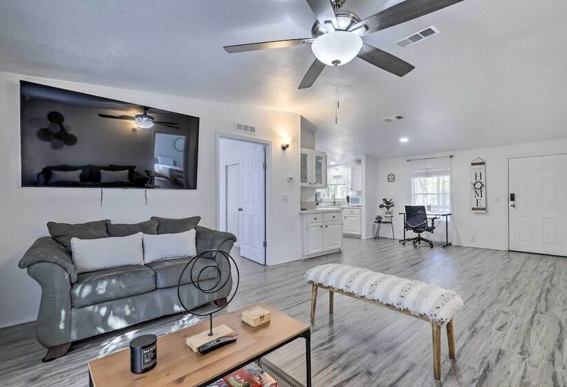 Valrico Retreat W/ Fire Pit ~ 18 Mi To Tampa!