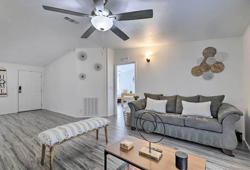 Valrico Retreat W/ Fire Pit ~ 18 Mi To Tampa!