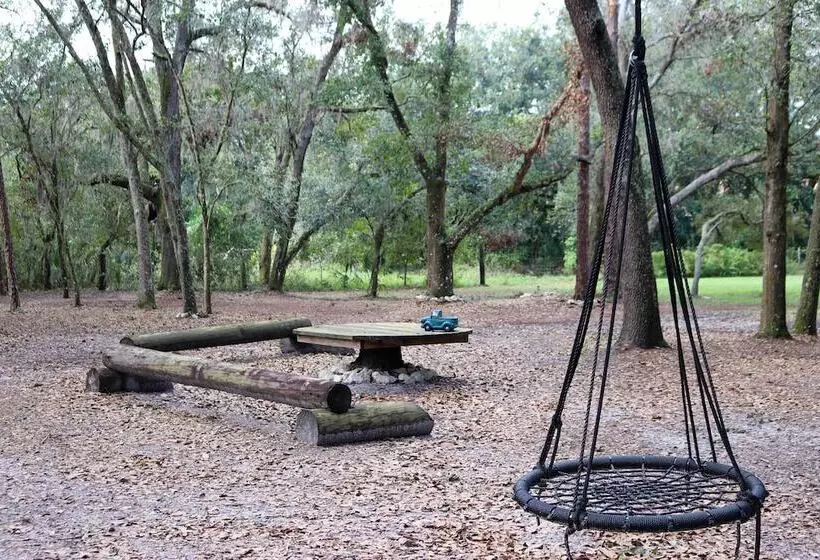 Valrico Retreat W/ Fire Pit ~ 18 Mi To Tampa!