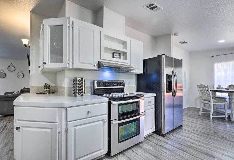 Valrico Retreat W/ Fire Pit ~ 18 Mi To Tampa!