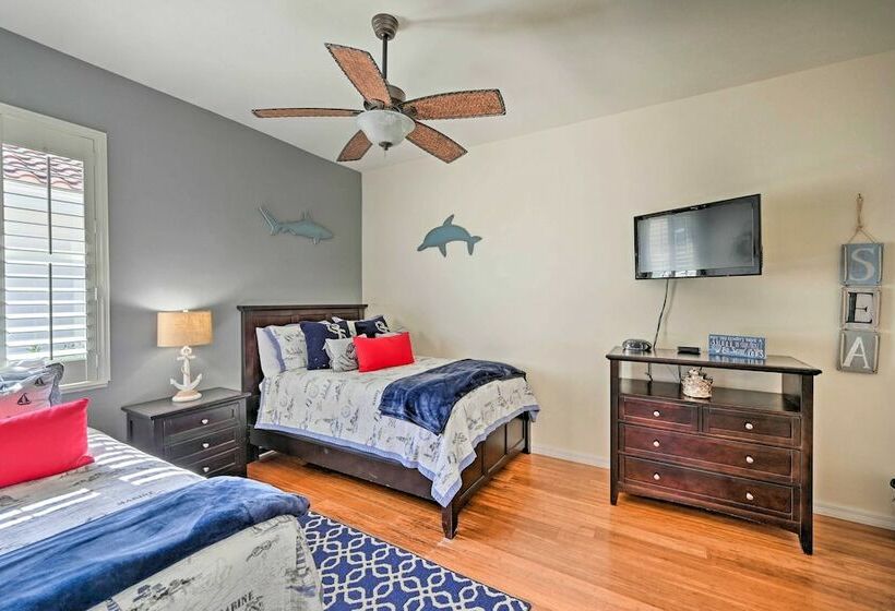 Waterfront Home W/ Pool, Spa & Dock: Walk To Beach