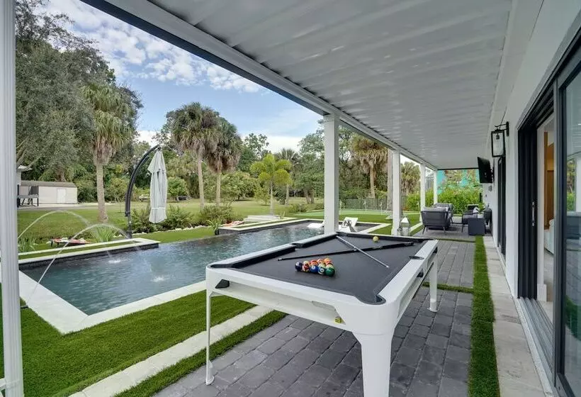Waterfront Retreat W/ Pool Near Bonita Beach!