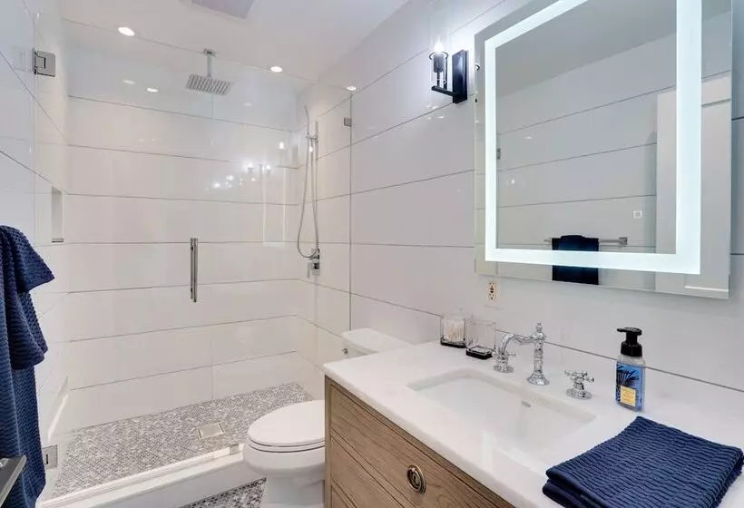 Waterfront Retreat W/ Pool Near Bonita Beach!
