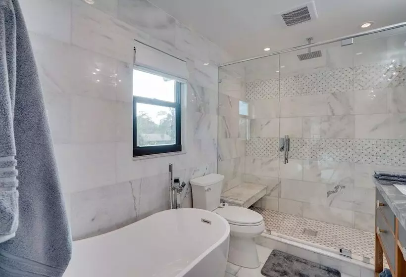 Waterfront Retreat W/ Pool Near Bonita Beach!