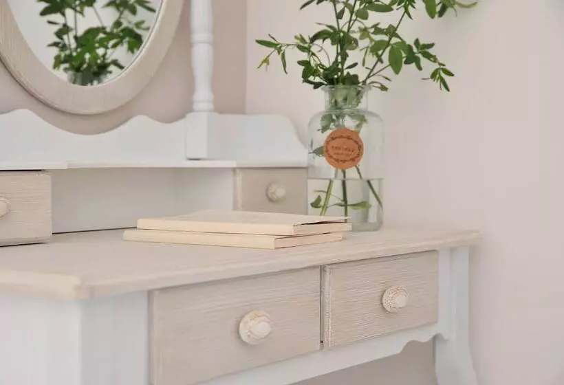 Alekos Luxury Suites Free 24h Transportation From   To Airport