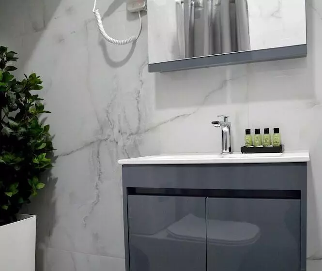 Alekos Luxury Suites Free 24h Transportation From   To Airport