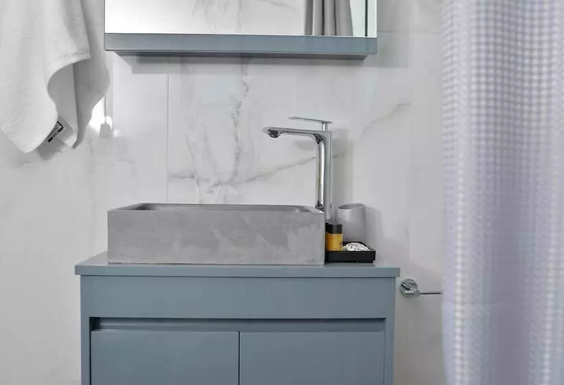 Alekos Luxury Suites Free 24h Transportation From   To Airport