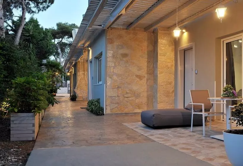 Alekos Luxury Suites Free 24h Transportation From   To Airport