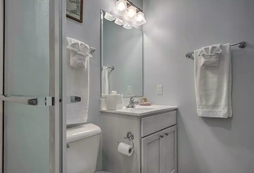 Blue Heron Brodheadsville Cottage: Hike & Ski!