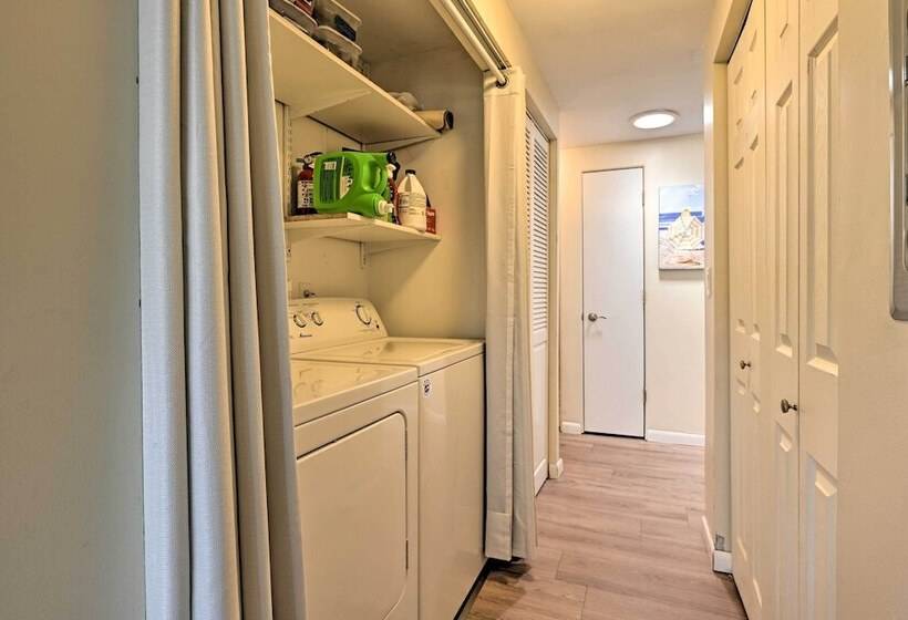 Breathtaking Castle Rock Lake Home: Waterfront Lot