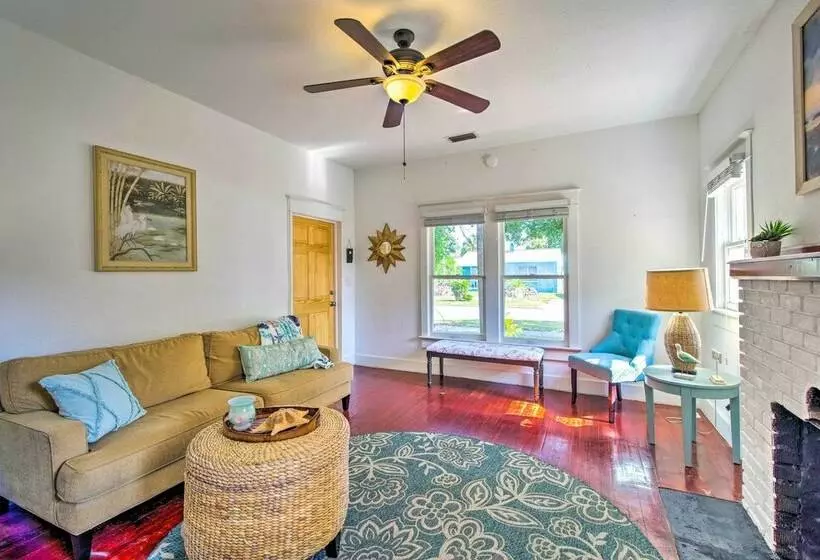 Bright & Airy Escape: 3 Mi To Melbourne Beach