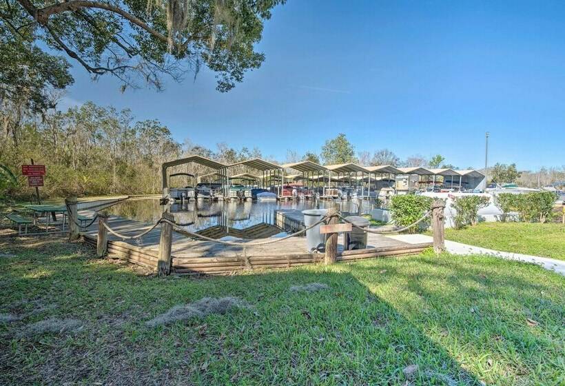 Bright & Spacious Tavares Home W/ Boat Dock!
