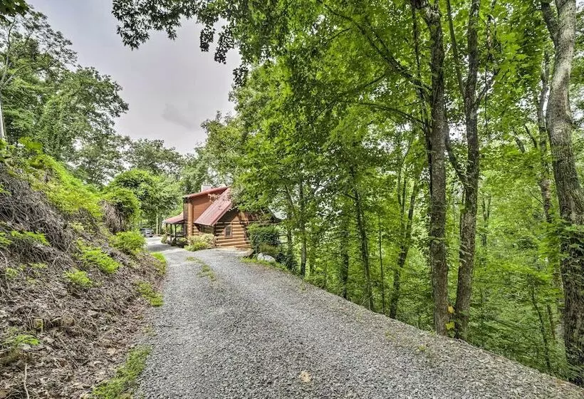 Bryson City Cabin W/ Hot Tub ~ 10 Mi To Dtwn!