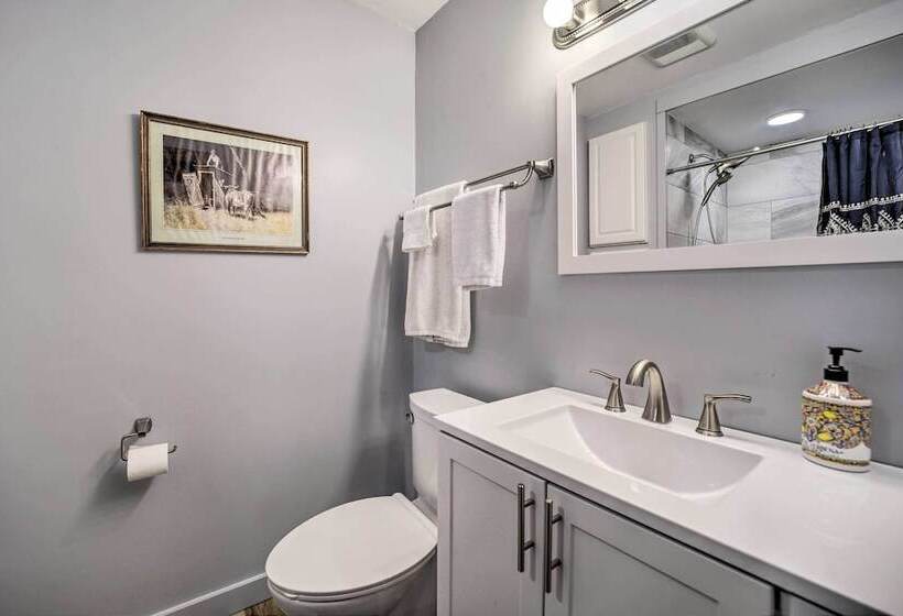 Bryson City Cabin W/ Hot Tub ~ 10 Mi To Dtwn!