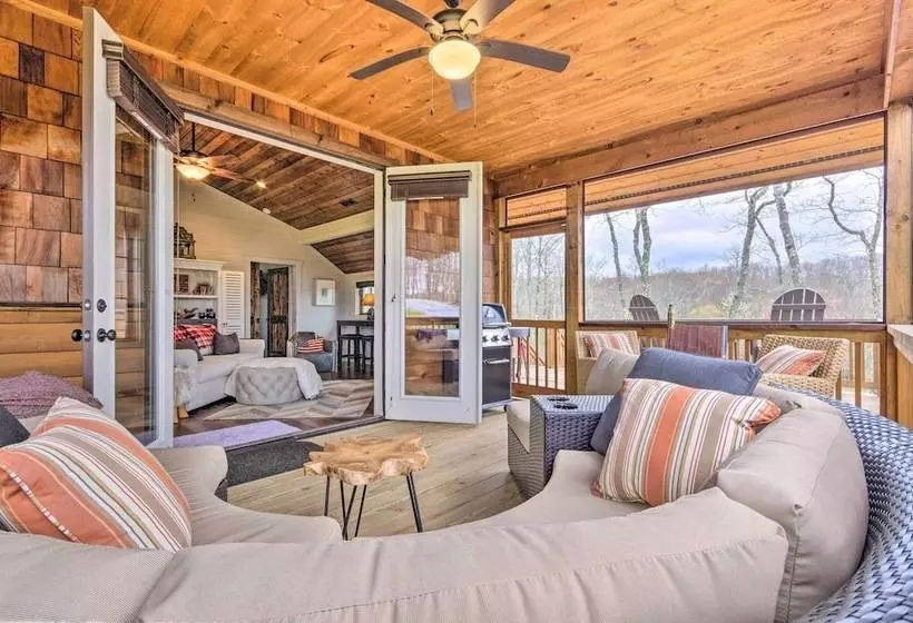 Putt Putt, Pickleball + Trails: Glenville Getaway