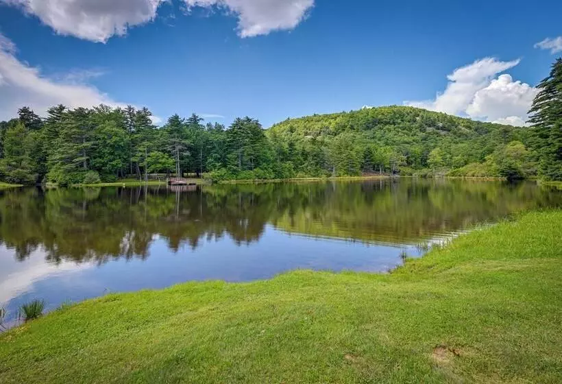 Putt Putt, Pickleball + Trails: Glenville Getaway