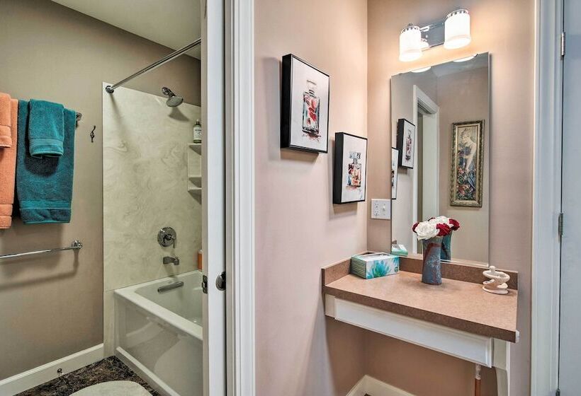 Cozy Hideaway W/ Grill, 17 Mi To Asheville