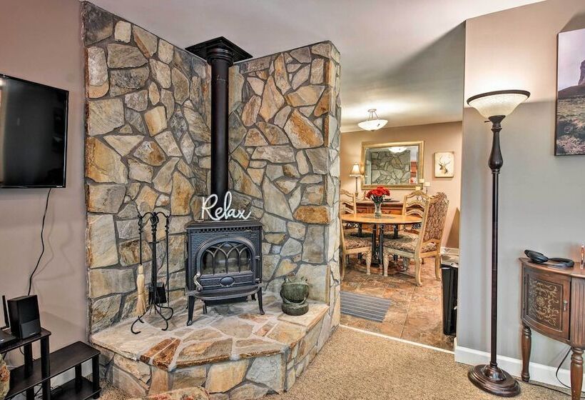 Cozy Hideaway W/ Grill, 17 Mi To Asheville