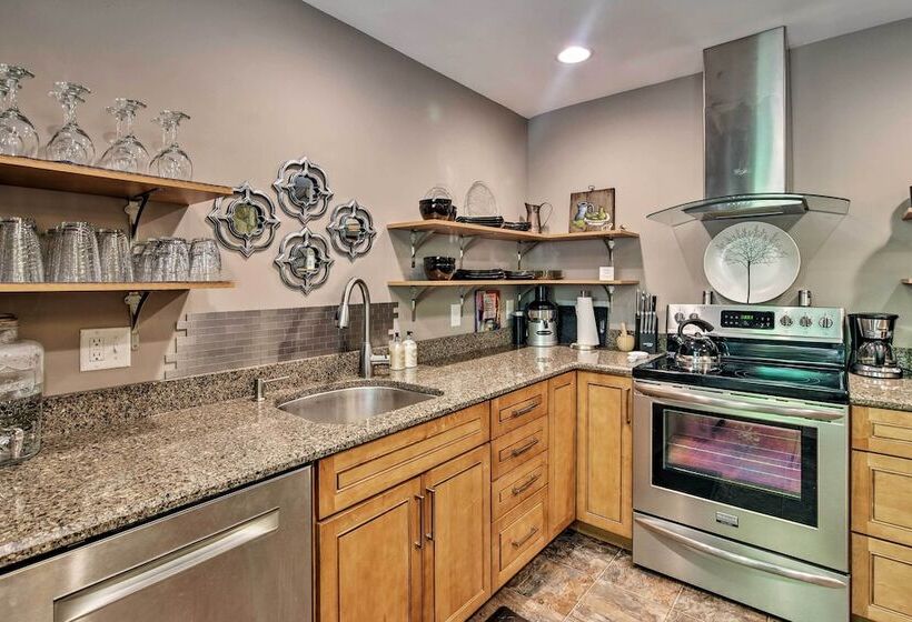 Cozy Hideaway W/ Grill, 17 Mi To Asheville