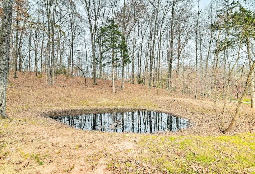 Cozy Home W/ Patio, 2 Mi To Dale Hollow Lake!