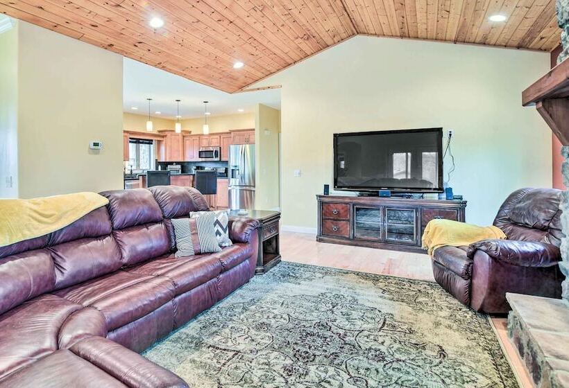 Cozy Home W/ Patio, 2 Mi To Dale Hollow Lake!