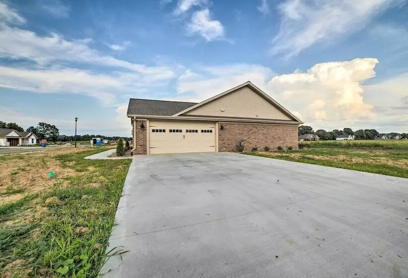 Cozy Murray Retreat Near Msu & Local Eateries