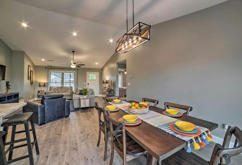 Cozy Murray Retreat Near Msu & Local Eateries