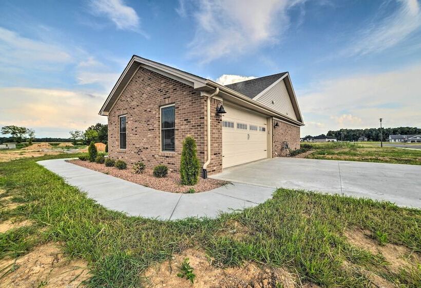 Cozy Murray Retreat Near Msu & Local Eateries