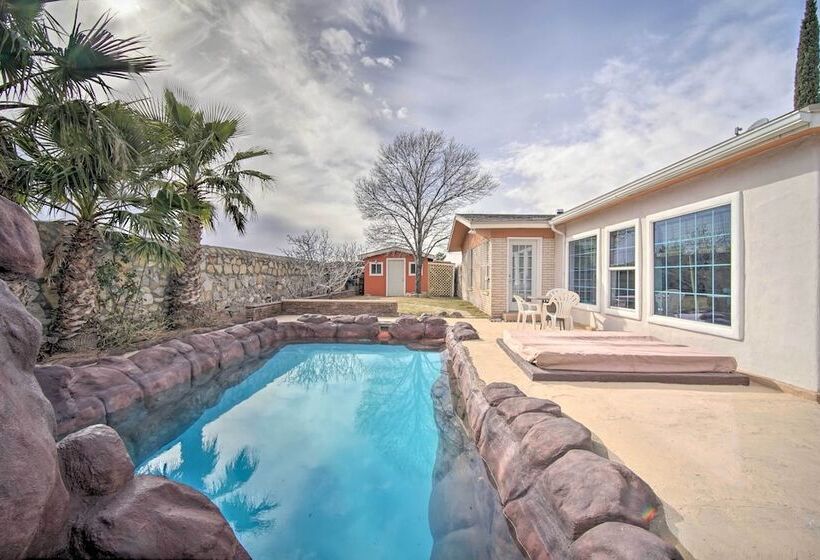 El Paso Home W/ Bbq Grill   4 Mi To Sunland Park!