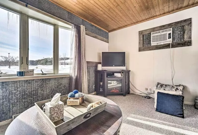 Family Home   Walk To Town & Balsam Lake!