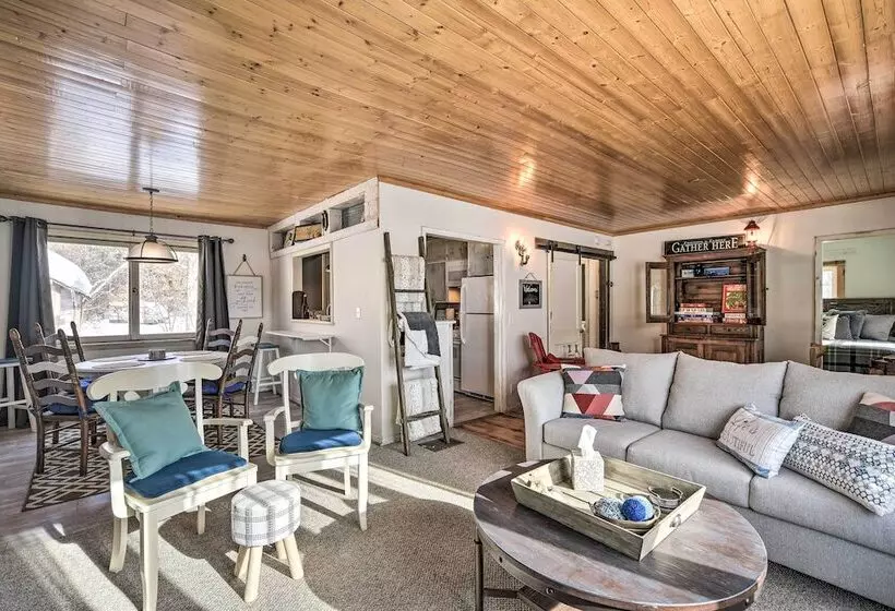 Family Home   Walk To Town & Balsam Lake!