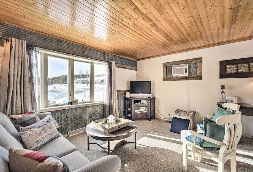 Family Home   Walk To Town & Balsam Lake!