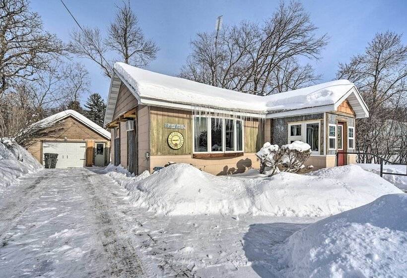 Family Home   Walk To Town & Balsam Lake!