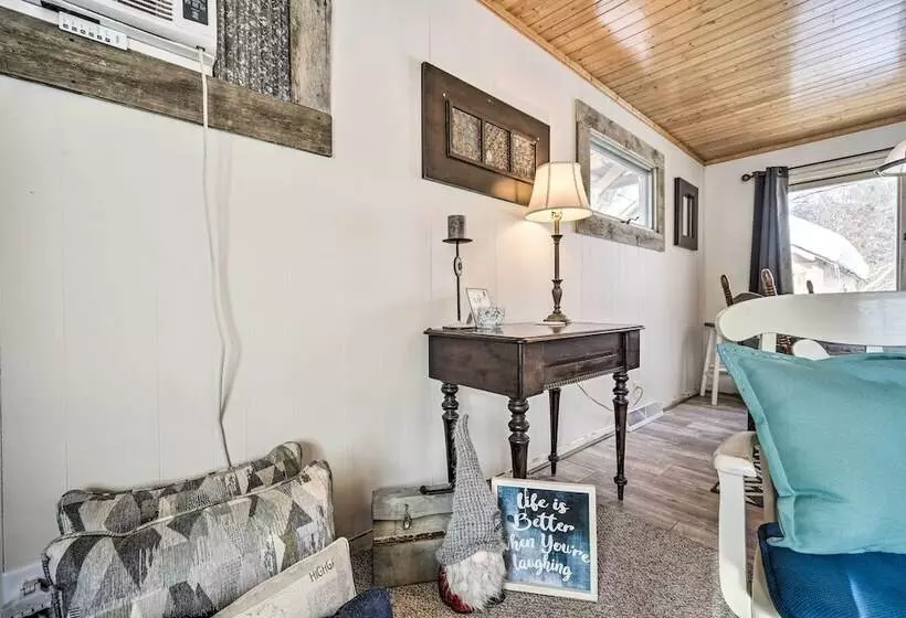 Family Home   Walk To Town & Balsam Lake!