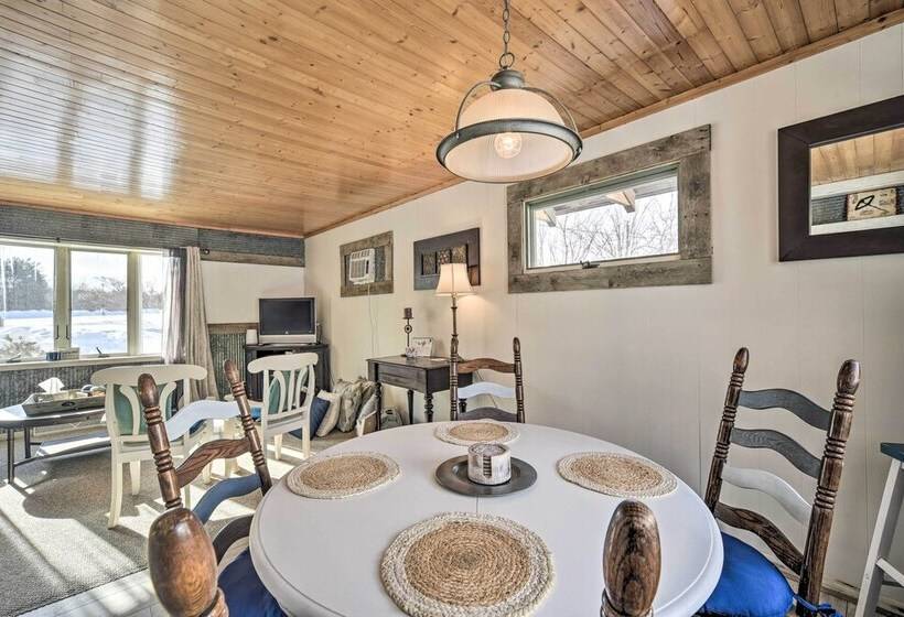 Family Home   Walk To Town & Balsam Lake!