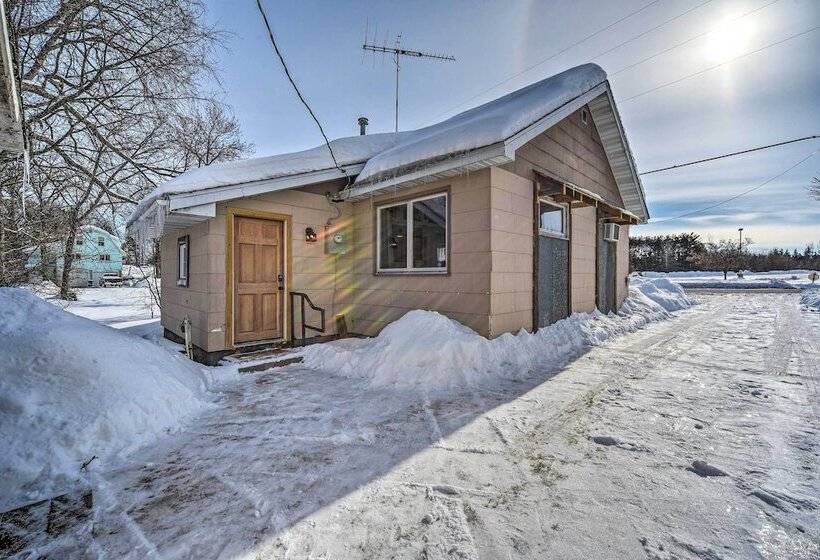 Family Home   Walk To Town & Balsam Lake!