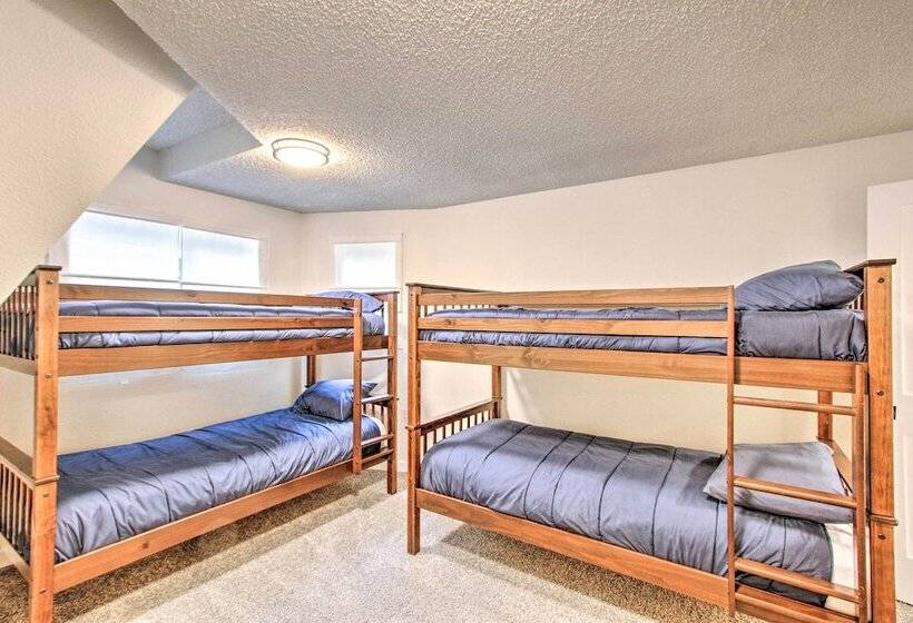 Geodesic Dome House W/ Scenic Views + Hot Tub