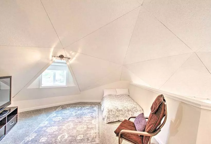 Geodesic Dome House W/ Scenic Views + Hot Tub