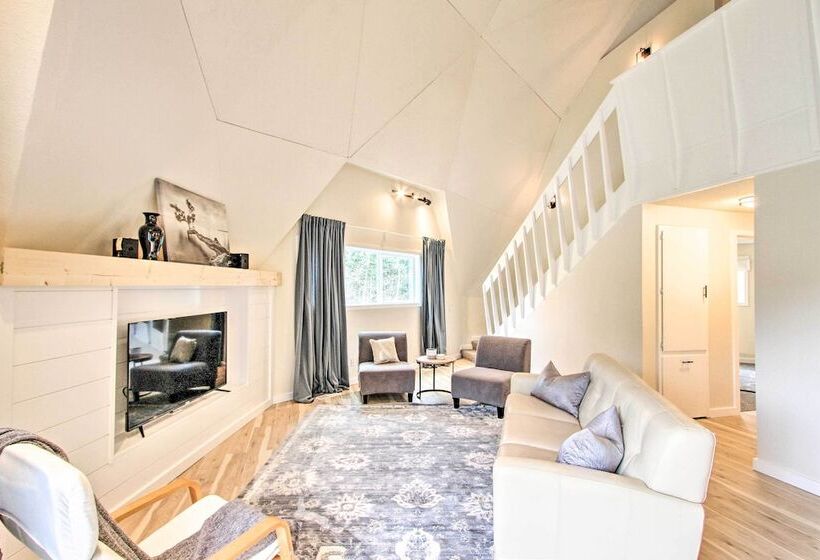 Geodesic Dome House W/ Scenic Views + Hot Tub